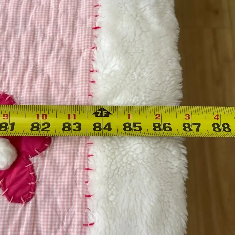 Pottery Barn Kids Quilt Blanket Pink White Flower Patch Fur Trim 86.5